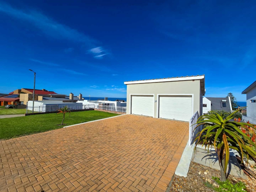 4 Bedroom Property for Sale in Jongensfontein Western Cape